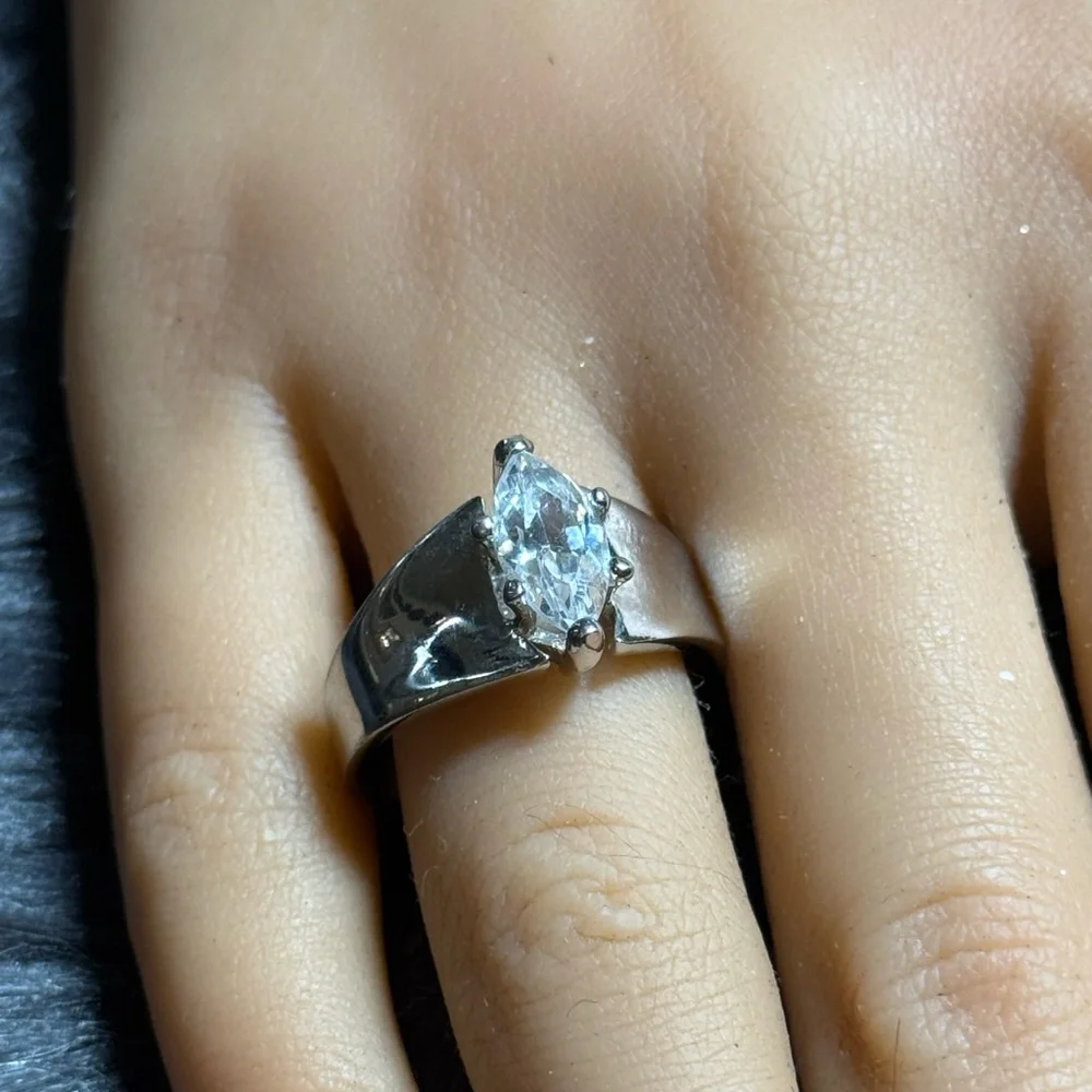 Silver Tone Marquise-Cut Clear Stone Ring - White‎